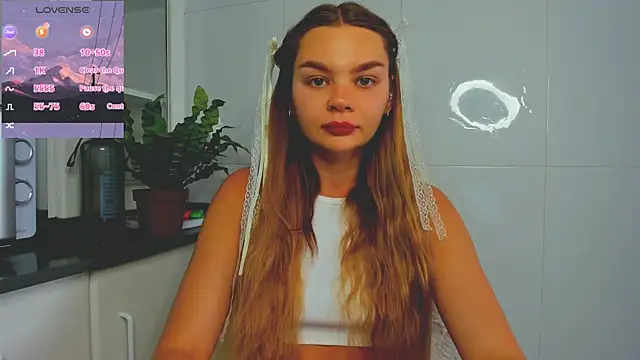 Molly sweetie online show from June 14, 2026, 7:10 am
