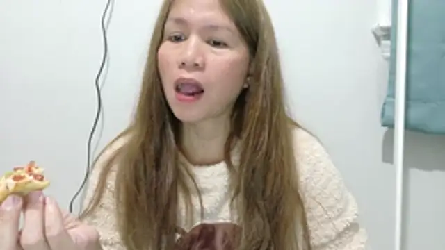 XLennaMX online show from February 24, 2026, 2:09 am