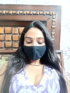 Snapshot of Yours-Bebo chatting on July 12, 2026, 2:08 pm Yours-Bebo online show from July 12, 2026, 2:08 pm