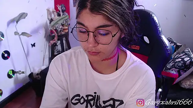 Snapshot of abril666 chatting on December 10, 2024, 6:49 pm abril666 online show from December 10, 2024, 6:49 pm