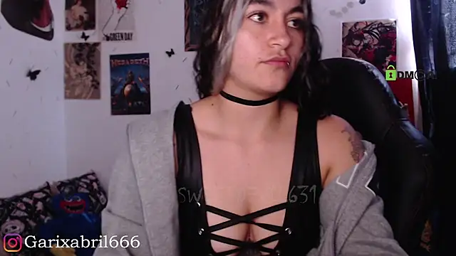 Snapshot of abril666 chatting on January 17, 2025, 12:31 pm abril666 online show from January 17, 2025, 12:31 pm