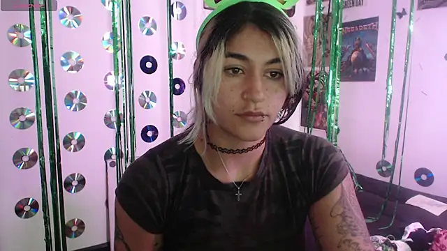 Snapshot of abril666 chatting on September 29, 2025, 4:12 pm abril666 online show from September 29, 2025, 4:12 pm