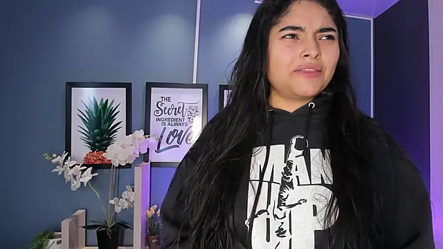 Snapshot of GiselOrtiz chatting on March 4, 2025, 8:16 pm GiselOrtiz online show from March 4, 2025, 8:16 pm