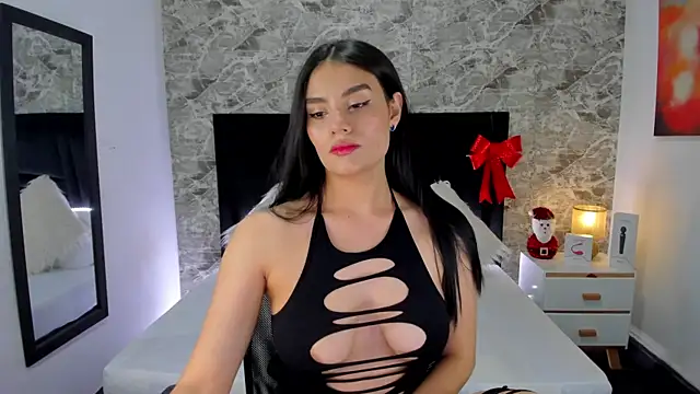 Snapshot of Maylin_Garcia chatting on December 12, 2024, 7:37 pm Maylin Garcia online show from December 12, 2024, 7:37 pm