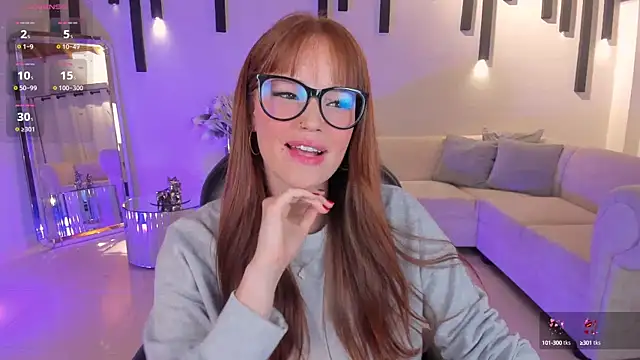 Snapshot of CorinneRusso chatting on February 27, 2025, 3:58 am CorinneRusso online show from February 27, 2025, 3:58 am