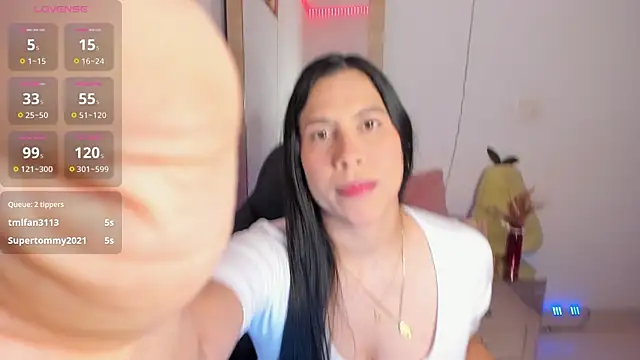 hellensexy online show from September 23, 2025, 9:40 pm