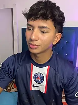 Snapshot of Leonarrrd_01 chatting on October 7, 2025, 3:14 am Leonarrrd 01 online show from October 7, 2025, 3:14 am