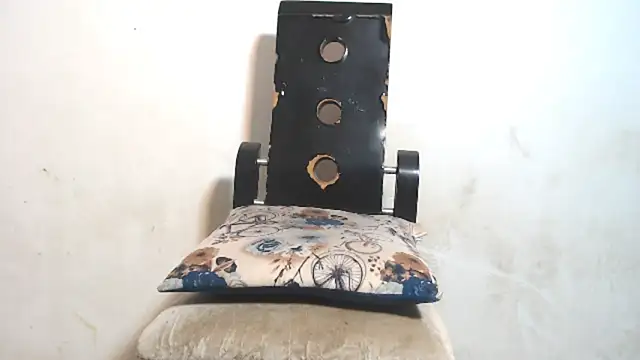 Snapshot of Amazing12inch chatting on January 25, 2025, 8:42 pm Amazing12inch online show from January 25, 2025, 8:42 pm