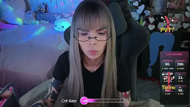 Kerry Kirk online show from February 28, 2025, 10:17 pm