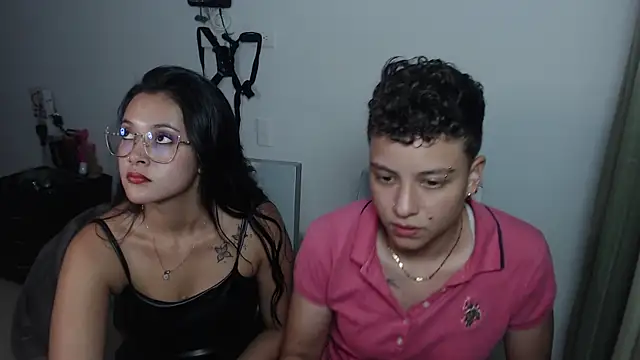 Antonella Cruz02 online show from March 17, 2025, 11:32 pm