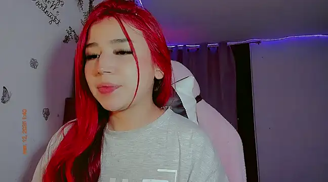 Snapshot of madisonx17 chatting on March 12, 2025, 6:51 am madisonx17 online show from March 12, 2025, 6:51 am