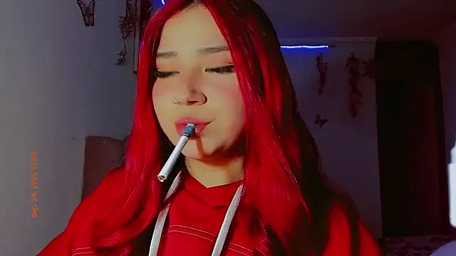 Snapshot of madisonx17 chatting on September 24, 2025, 8:56 pm madisonx17 online show from September 24, 2025, 8:56 pm