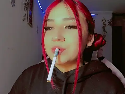 Snapshot of madisonx17 chatting on September 30, 2025, 10:48 pm madisonx17 online show from September 30, 2025, 10:48 pm