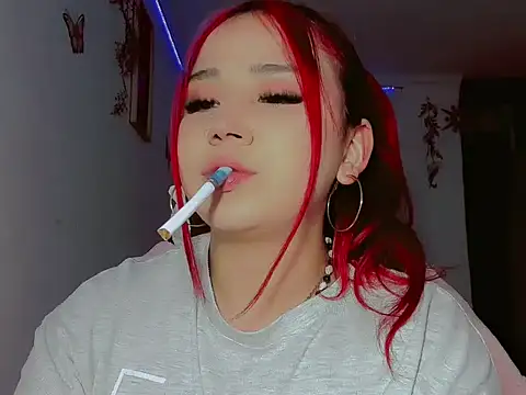 Snapshot of madisonx17 chatting on October 7, 2025, 1:14 am madisonx17 online show from October 7, 2025, 1:14 am