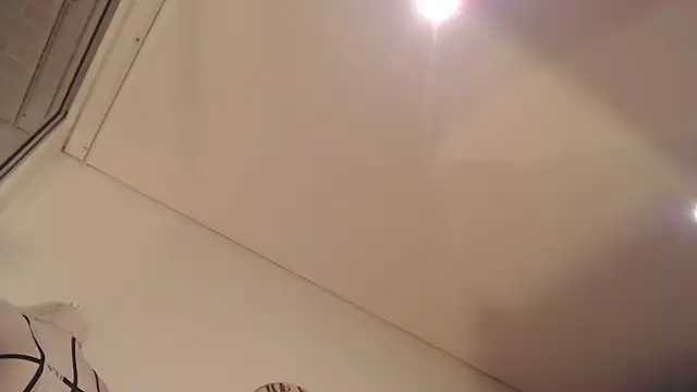 chloebritto online show from January 24, 2025, 11:34 pm