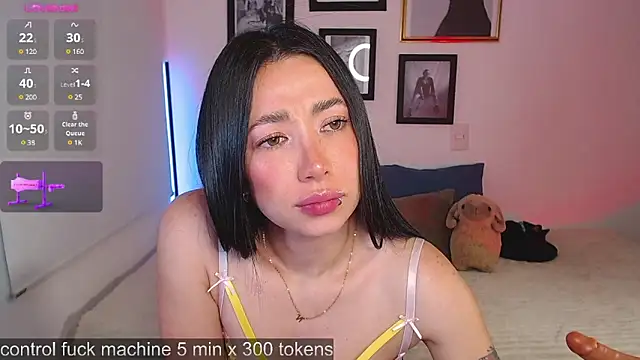 Snapshot of lilyy_evanss chatting on February 13, 2025, 12:24 am lilyy evanss online show from February 13, 2025, 12:24 am