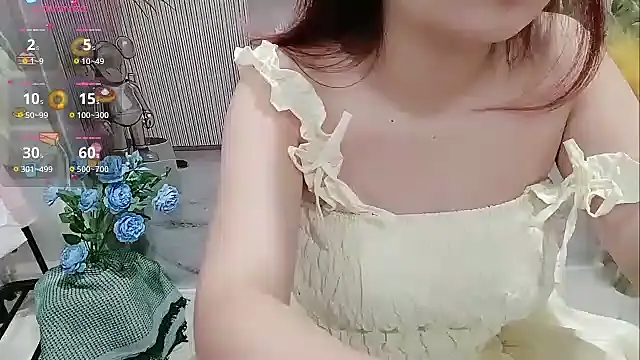 Snapshot of Milajinxi chatting on October 28, 2025, 12:36 am Milajinxi online show from October 28, 2025, 12:36 am