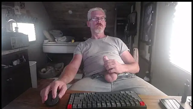 Snapshot of Di9ital069 chatting on October 3, 2025, 5:32 pm Di9ital069 online show from October 3, 2025, 5:32 pm