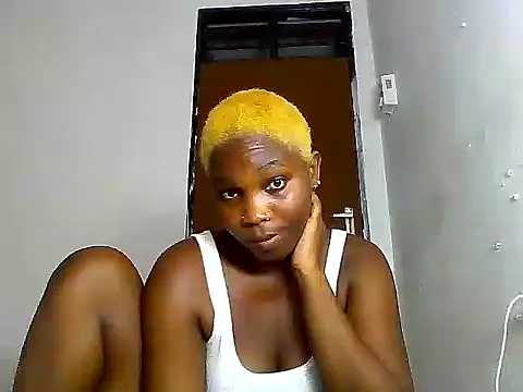 Snapshot of SexyKimberly23 chatting on October 12, 2025, 6:18 pm SexyKimberly23 online show from October 12, 2025, 6:18 pm