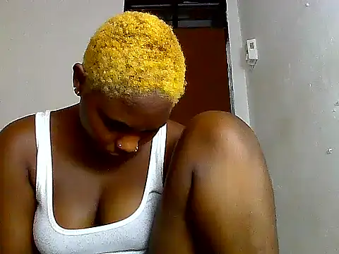 Snapshot of SexyKimberly23 chatting on October 13, 2025, 7:19 am SexyKimberly23 online show from October 13, 2025, 7:19 am