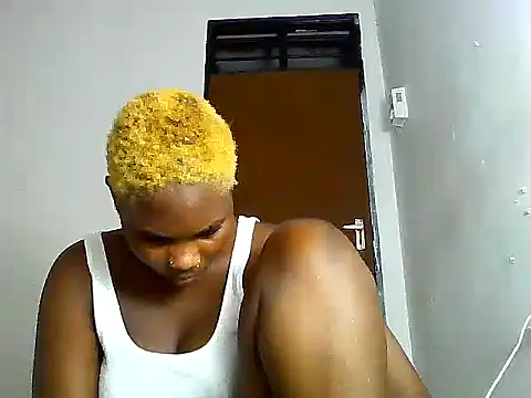 Snapshot of SexyKimberly23 chatting on October 28, 2025, 9:28 pm SexyKimberly23 online show from October 28, 2025, 9:28 pm