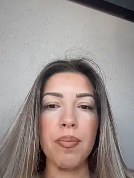 Snapshot of SonyaD_ chatting on June 19, 2026, 3:00 am SonyaD online show from June 19, 2026, 3:00 am