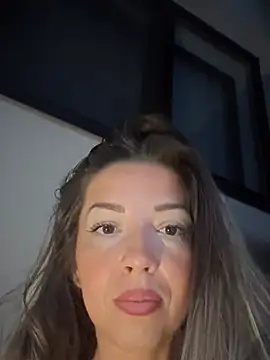 Snapshot of SonyaD_ chatting on July 22, 2026, 2:47 am SonyaD online show from July 22, 2026, 2:47 am