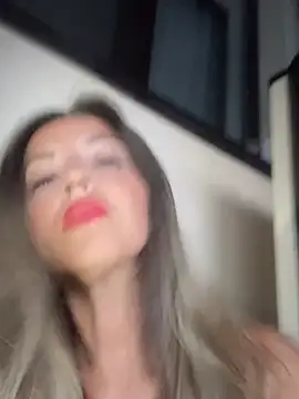 Snapshot of SonyaD_ chatting on August 4, 2026, 3:10 am SonyaD online show from August 4, 2026, 3:10 am