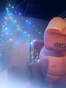 Snapshot of Buddy_Cuck chatting on October 3, 2025, 10:12 am Buddy Cuck online show from October 3, 2025, 10:12 am