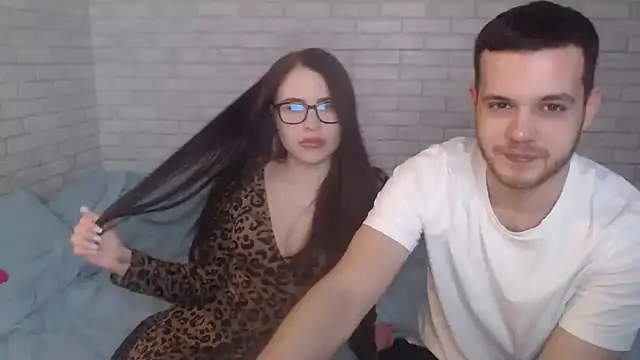 Snapshot of Fuckyoursecretary69 chatting on February 16, 2025, 2:21 pm Fuckyoursecretary69 online show from February 16, 2025, 2:21 pm