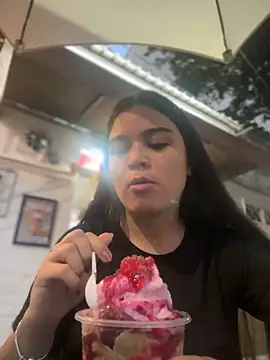 CamilaSofiia online show from June 11, 2026, 11:14 pm