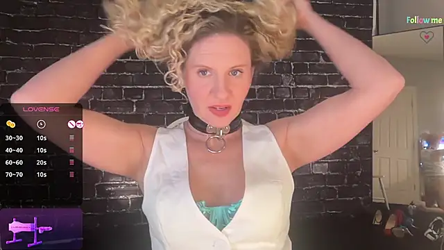 Snapshot of AmberJade_AmJ chatting on December 20, 2025, 1:02 am AmberJade AmJ online show from December 20, 2025, 1:02 am