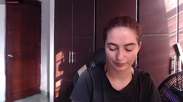 Snapshot of Kate_lorens9 chatting on January 8, 2025, 9:12 pm Kate lorens9 online show from January 8, 2025, 9:12 pm