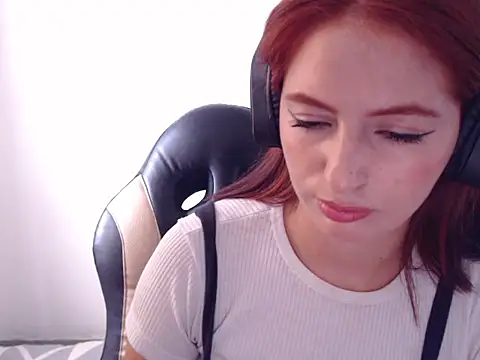 Snapshot of Kate_lorens9 chatting on March 21, 2025, 5:56 pm Kate lorens9 online show from March 21, 2025, 5:56 pm