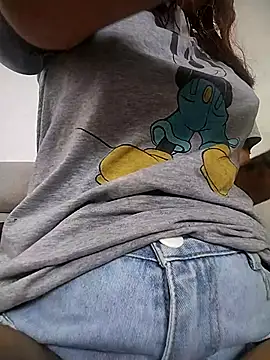 Snapshot of Kate_lorens9 chatting on October 9, 2025, 3:32 pm Kate lorens9 online show from October 9, 2025, 3:32 pm