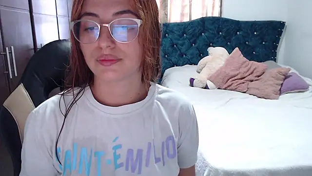 Snapshot of Kate_lorens9 chatting on November 26, 2025, 9:27 pm Kate lorens9 online show from November 26, 2025, 9:27 pm