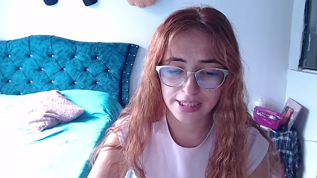 Snapshot of Kate_lorens9 chatting on May 25, 2026, 2:45 pm Kate lorens9 online show from May 25, 2026, 2:45 pm