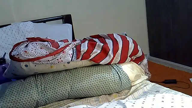 Snapshot of sweet_darlli chatting on July 11, 2026, 1:41 am sweet darlli online show from July 11, 2026, 1:41 am