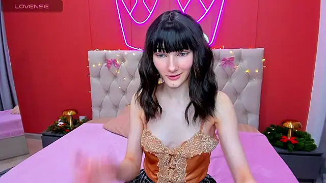 Snapshot of Lili_flowerr chatting on January 10, 2025, 9:02 am Lili flowerr online show from January 10, 2025, 9:02 am