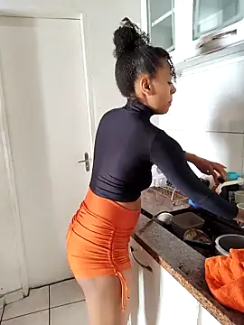 Snapshot of Julia_Pretinha chatting on October 22, 2025, 1:11 pm Julia Pretinha online show from October 22, 2025, 1:11 pm