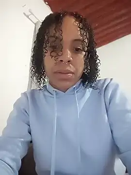 Snapshot of Julia_Pretinha chatting on November 9, 2025, 9:02 pm Julia Pretinha online show from November 9, 2025, 9:02 pm