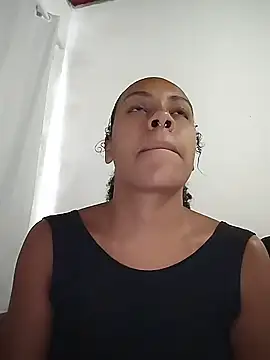 Snapshot of Julia_Pretinha chatting on January 8, 2026, 1:35 pm Julia Pretinha online show from January 8, 2026, 1:35 pm