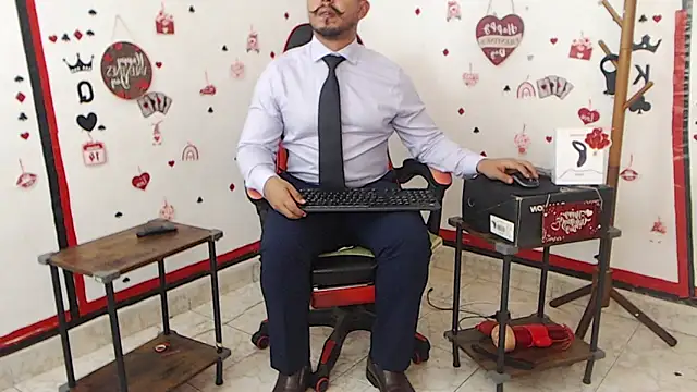 Snapshot of KalethBigDick chatting on February 16, 2025, 6:10 am KalethBigDick online show from February 16, 2025, 6:10 am