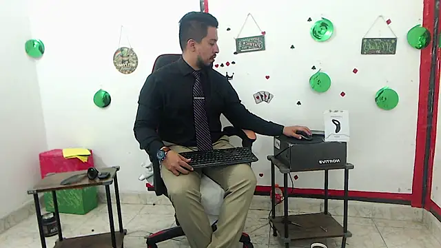 Snapshot of KalethBigDick chatting on June 10, 2026, 9:30 am KalethBigDick online show from June 10, 2026, 9:30 am