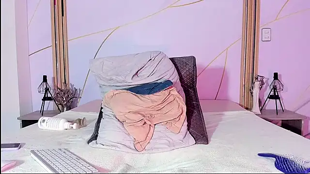 CheryHandsome online show from February 27, 2025, 9:58 pm