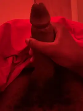 Snapshot of tatou18 chatting on March 1, 2026, 1:29 am tatou18 online show from March 1, 2026, 1:29 am