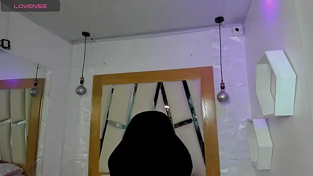 Snapshot of ary_cooper_ chatting on October 2, 2025, 1:07 pm ary cooper online show from October 2, 2025, 1:07 pm