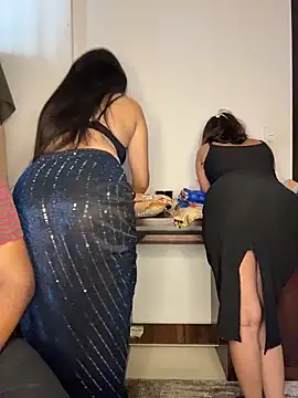 Snapshot of Miss__Malaika chatting on November 9, 2025, 7:28 am Miss Malaika online show from November 9, 2025, 7:28 am