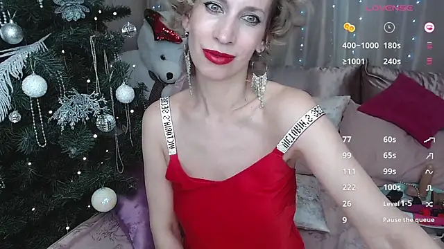Snapshot of AdrianaSea chatting on December 15, 2024, 11:55 am AdrianaSea online show from December 15, 2024, 11:55 am