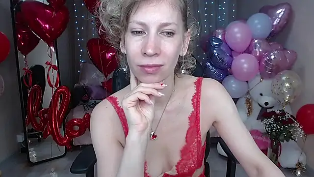 Snapshot of AdrianaSea chatting on February 15, 2025, 4:03 am AdrianaSea online show from February 15, 2025, 4:03 am